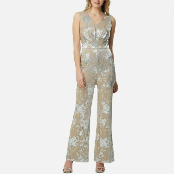 Tahari Silver Metallic Wide Leg Jumpsuit Women Sz 8 Formal Event Cocktail Party - Picture 1 of 11